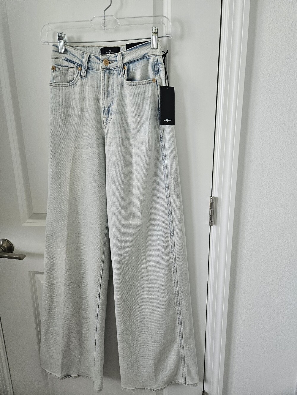 NWT 7 For All Mankind Lotta Maui Wide Leg Jean Women's Size 23